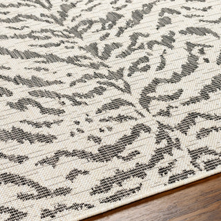 Surya Ravello RVL-2353 Area Rug Detail