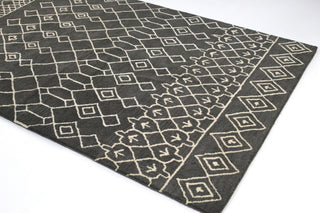 Bashian Chelsea S185-ST258 Charcoal Area Rug Alternate Shot