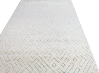 Bashian Norwalk S217-VW205 White/White Area Rug Alternate Shot Feature