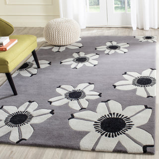 Safavieh Alr-Allure Daisy Grey Area Rug Room Scene