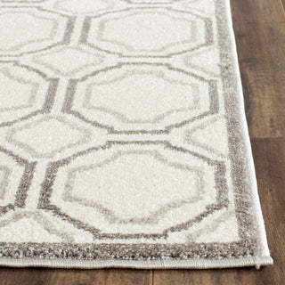 Safavieh Amherst AMT411E Ivory/Light Grey Area Rug