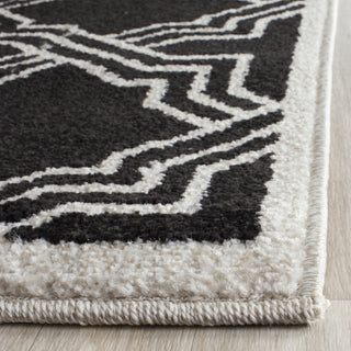 Safavieh Amherst AMT413G Anthracite/Ivory Area Rug