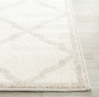 Safavieh Amherst AMT421E Beige/Light Grey Area Rug