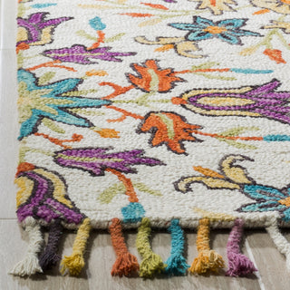 Safavieh Aspen 115 Ivory/Purple Area Rug Detail