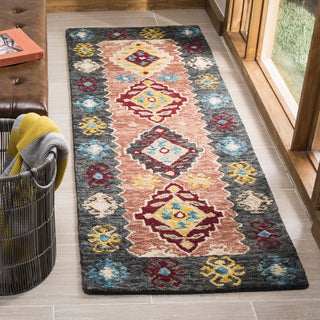 Safavieh Aspen 508 Beige/Charcoal Area Rug Room Scene