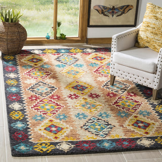 Safavieh Aspen 508 Beige/Charcoal Area Rug Room Scene Feature