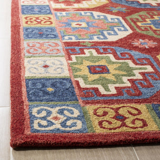 Safavieh Aspen 802 Red/Blue Area Rug Detail