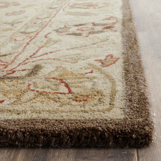 Safavieh Antiquity 812 Beige/Beige Area Rug Detail