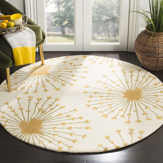 Safavieh Bella 123 Beige/Gold Area Rug Room Scene