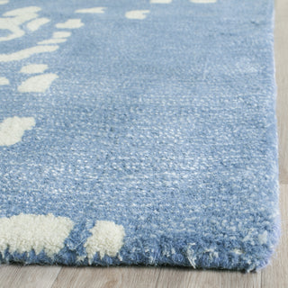 Safavieh Bella 125 Light Blue/Ivory Area Rug Detail