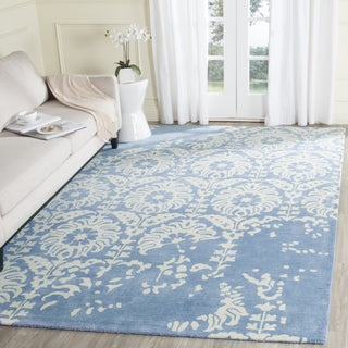 Safavieh Bella 125 Light Blue/Ivory Area Rug Room Scene