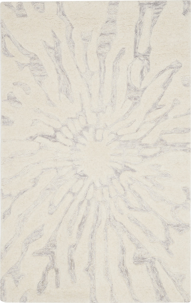 Safavieh Bella 129 Silver/Ivory Area Rug main image