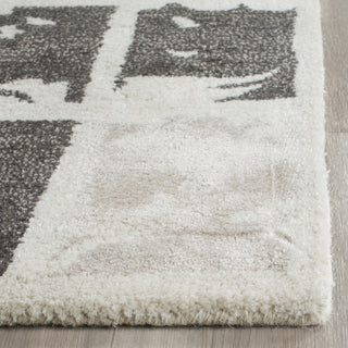 Safavieh Bella 130 Dark Grey/Ivory Area Rug Detail