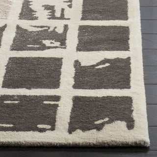 Safavieh Bella 130 Dark Grey/Ivory Area Rug Detail