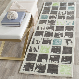 Safavieh Bella 130 Grey/Ivory Area Rug Room Scene Feature