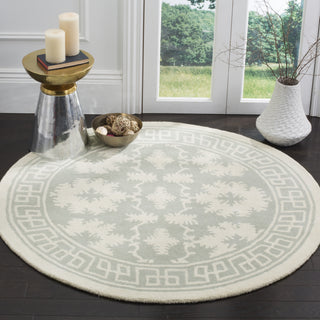 Safavieh Bella 132 Grey/Ivory Area Rug Room Scene Feature