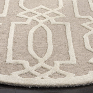 Safavieh Bella 138 Sand/Ivory Area Rug Detail