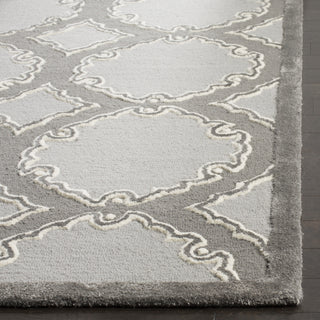 Safavieh Bella 139 Grey/Light Grey Area Rug Detail