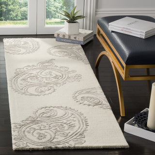 Safavieh Bella 153 Ivory/Beige Area Rug Room Scene Feature