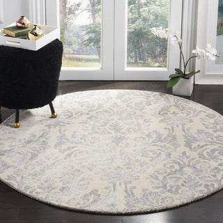 Safavieh Bella 156 Ivory/Silver Area Rug Room Scene