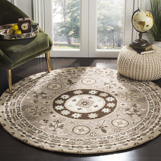 Safavieh Bella 674 Taupe/Light Grey Area Rug Room Scene