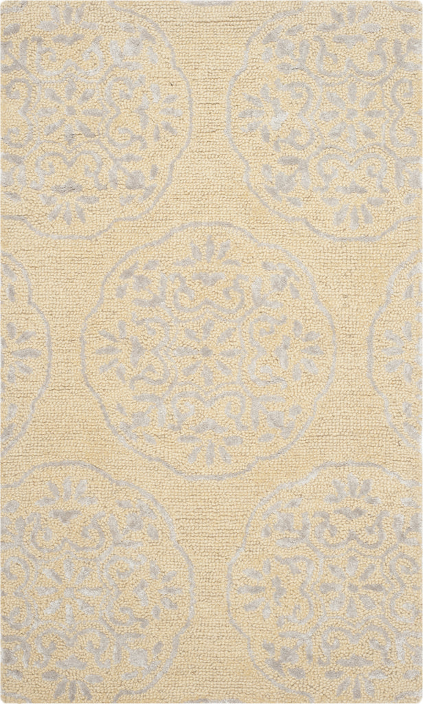 Safavieh Bella Beige/Silver Area Rug main image