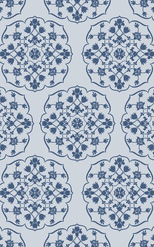 Safavieh Bella Grey/Blue Area Rug main image