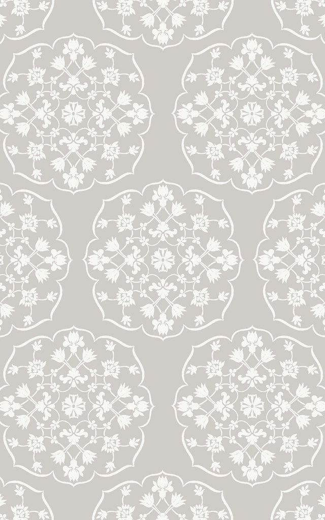 Safavieh Bella Grey/Ivory Area Rug main image
