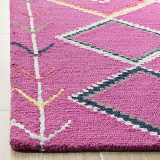 Safavieh Bellagio 563 Fuchsia/Multi Area Rug Detail