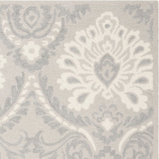 Safavieh Blossom 106 Light Grey/Ivory Area Rug 