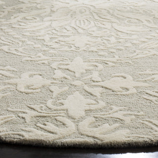 Safavieh Blossom 107 Sage/Ivory Area Rug Detail