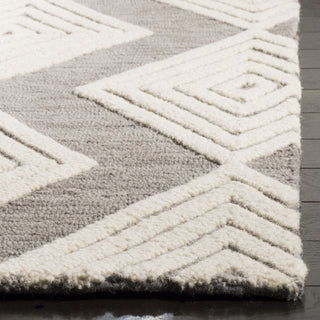 Safavieh Blossom 111 Dark Grey/Ivory Area Rug Detail