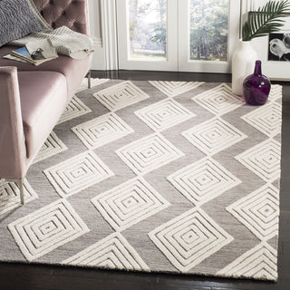 Safavieh Blossom 111 Dark Grey/Ivory Area Rug Room Scene Feature