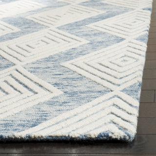 Safavieh Blossom 111 Blue/Ivory Area Rug Detail