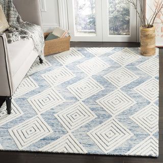 Safavieh Blossom 111 Blue/Ivory Area Rug Room Scene Feature