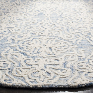 Safavieh Blossom 112 Blue/Ivory Area Rug Detail