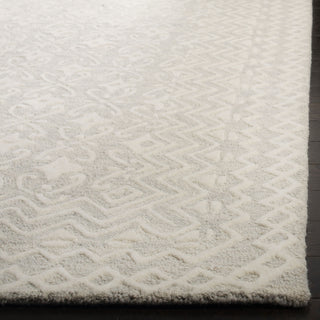 Safavieh Blossom 114 Grey/Ivory Area Rug Detail