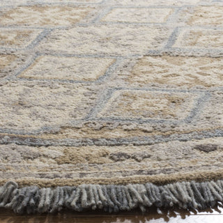 Safavieh Blossom 421 Beige/Light Blue Area Rug Detail