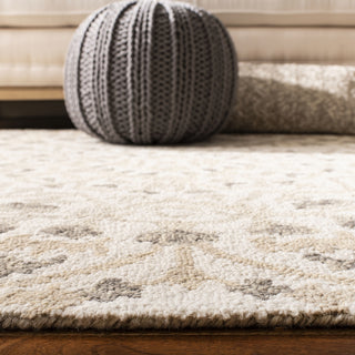 Safavieh Blossom 459 Ivory/Taupe Area Rug Detail