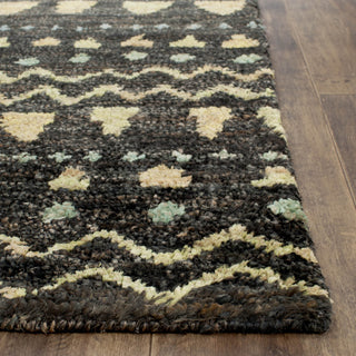 Safavieh Bohemian BOH653 Black/Gold Area Rug Detail