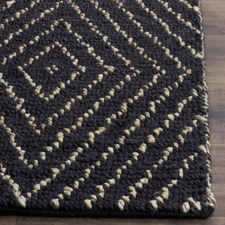 Safavieh Bohemian BOH702 Black/Ivory Area Rug Detail