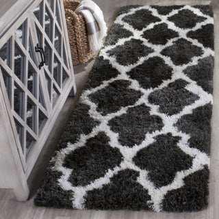 Safavieh Sg-Bsg-Barcelona Shag Barcelona 319 Graphite/Ivory Area Rug Room Scene Feature