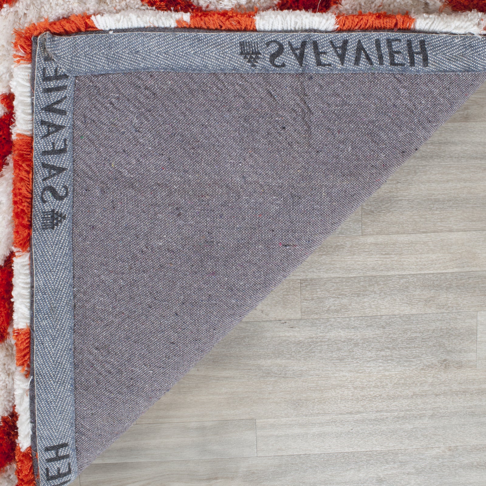 Safavieh Sg-Bsg-Barcelona Shag Barcelona 320 Ivory/Rust Area Rug ...