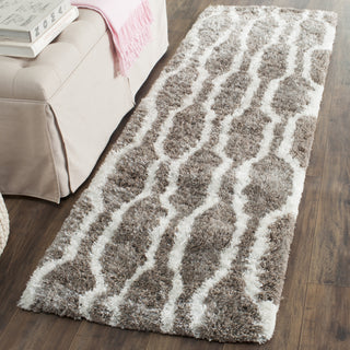 Safavieh Sg-Bsg-Barcelona Shag Barcelona 322 Silver/Ivory Area Rug Room Scene