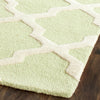 Safavieh Cambridge 121 Light Green/Ivory Area Rug Detail