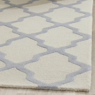 Safavieh Cambridge 121 Ivory/Light Blue Area Rug Detail