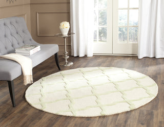 Safavieh Cambridge 121 Ivory/Light Green Area Rug Room Scene