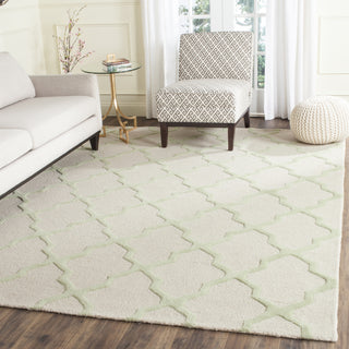 Safavieh Cambridge 121 Ivory/Light Green Area Rug Room Scene