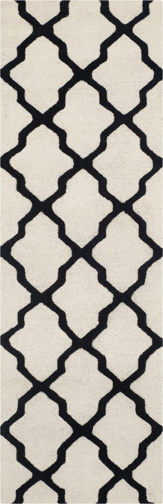 Safavieh Cambridge 121 Ivory/Black Area Rug Runner