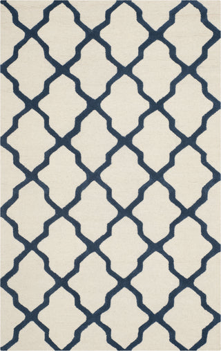 Safavieh Cambridge 121 Ivory/Navy Area Rug Main